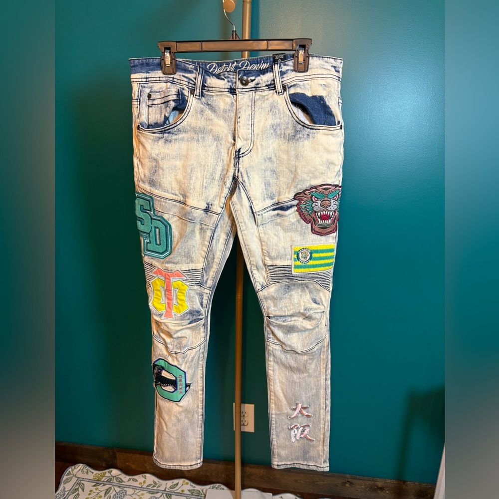 Light Wash Patchwork Men’s Jeans